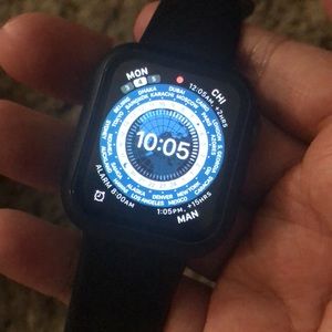 Apple Watch Series 4 (cellular version)